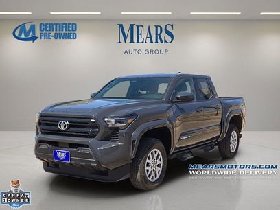 Used 2025 Toyota Tacoma SR5