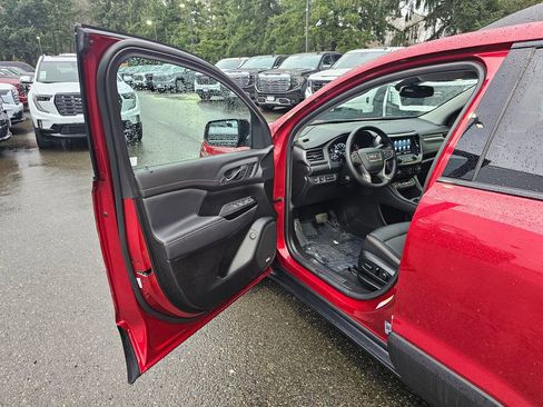 Used 2023 GMC Acadia AT4 w/ Technology Package image 57