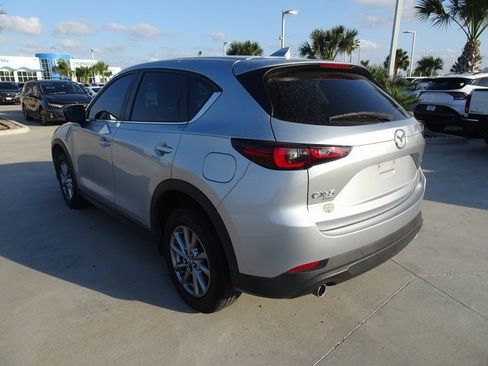 Used 2022 MAZDA CX-5 AWD 2.5 S w/ Preferred Package image 6