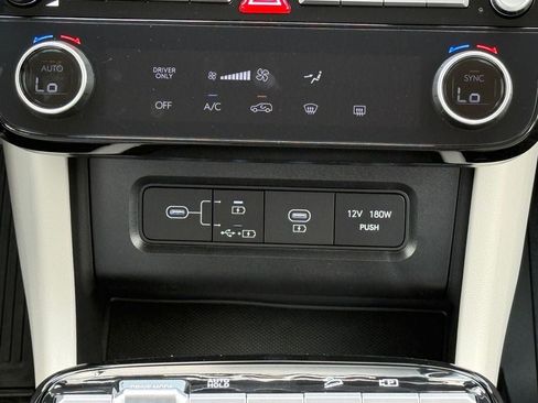 New 2026 Hyundai Tucson Blue SE FWD image 23
