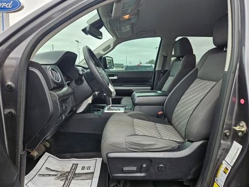 Used 2020 Toyota Tundra SR5 w/ SR5 Upgrade Package image 10