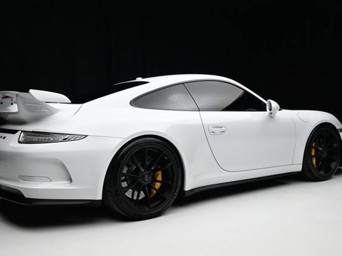 Used 2015 Porsche 911 GT3 image 29
