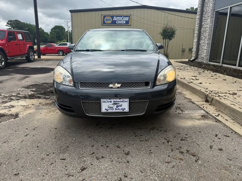 Used 2014 Chevrolet Impala Limited LS FWD image 3