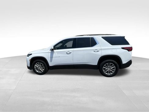 Used 2023 Chevrolet Traverse LT FWD image 5