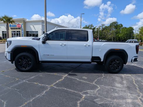 New 2026 GMC Sierra 2500 AT4 w/ AT4 Premium Plus Package image 7