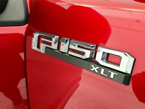 Used 2018 Ford F150 XLT w/ Equipment Group 302A Luxury AWD/4WD image 17