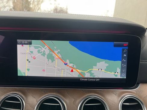 Used 2018 Mercedes-Benz E 63 AMG S image 18