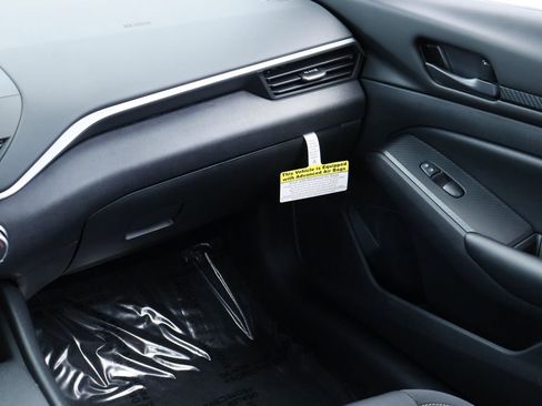 Used 2025 Nissan Altima 2.5 S FWD image 25