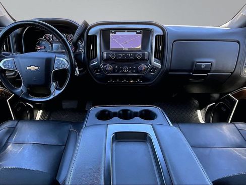 Used 2019 Chevrolet Silverado 2500 LTZ w/ Duramax Plus Package RWD image 9