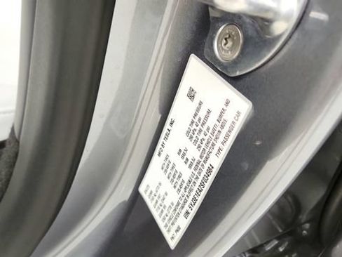 Used 2025 Tesla Model 3 Long Range RWD image 72