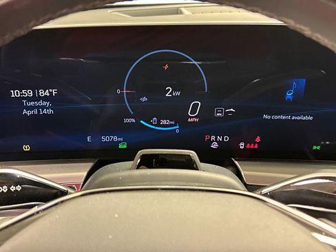 New 2025 Cadillac Lyriq Luxury image 40