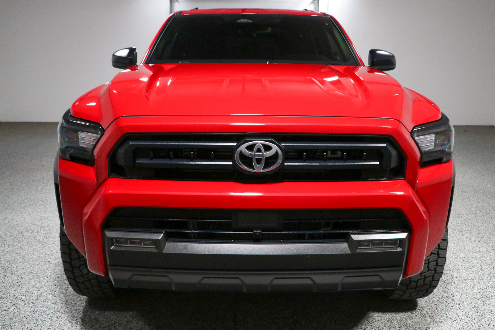 Used 2026 Toyota 4Runner SR5 AWD/4WD image 4