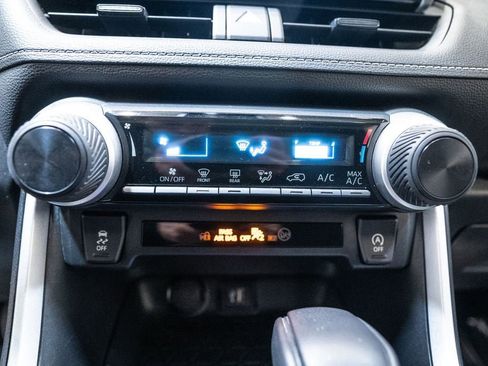 Used 2024 Toyota RAV4 LE image 20