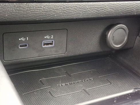 Used 2024 Mitsubishi Outlander ES image 24