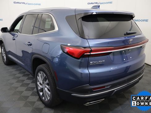 Used 2025 Buick Enclave Preferred FWD image 9