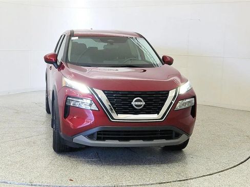 Used 2023 Nissan Rogue SV AWD/4WD image 2