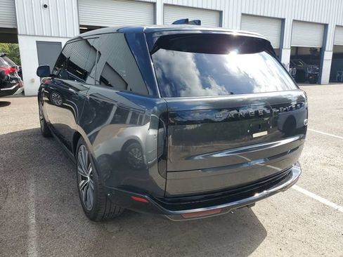 Used 2023 Land Rover Range Rover Long Wheelbase Autobiography AWD/4WD image 3