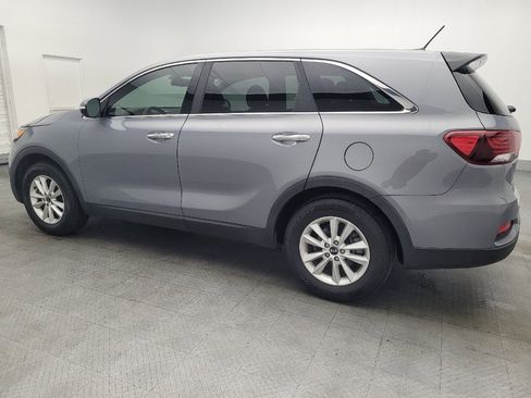 Used 2020 Kia Sorento LX image 3