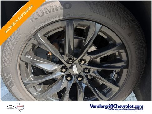 Used 2024 Cadillac Escalade Sport Platinum w/ LPO, ONYX Package AWD/4WD image 6