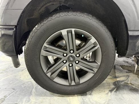 Used 2023 Ford F150 Lariat w/ Equipment Group 502A High image 26