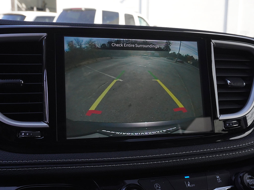 Used 2022 Chrysler Pacifica Touring-L FWD image 48