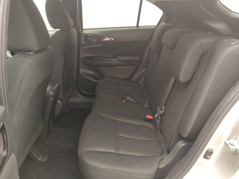 Used 2019 Mitsubishi Eclipse Cross LE image 18