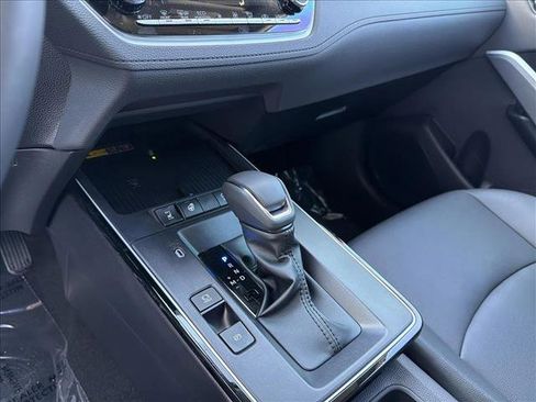 New 2026 Toyota Corolla Cross XLE image 18