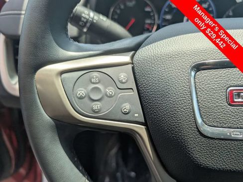 Used 2023 GMC Terrain Denali w/ Denali Premium Package AWD/4WD image 17