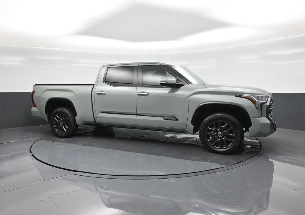 Used 2024 Toyota Tundra Platinum AWD/4WD image 17