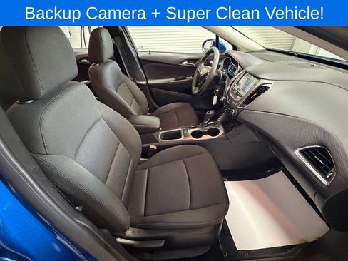 Used 2016 Chevrolet Cruze LT FWD image 22