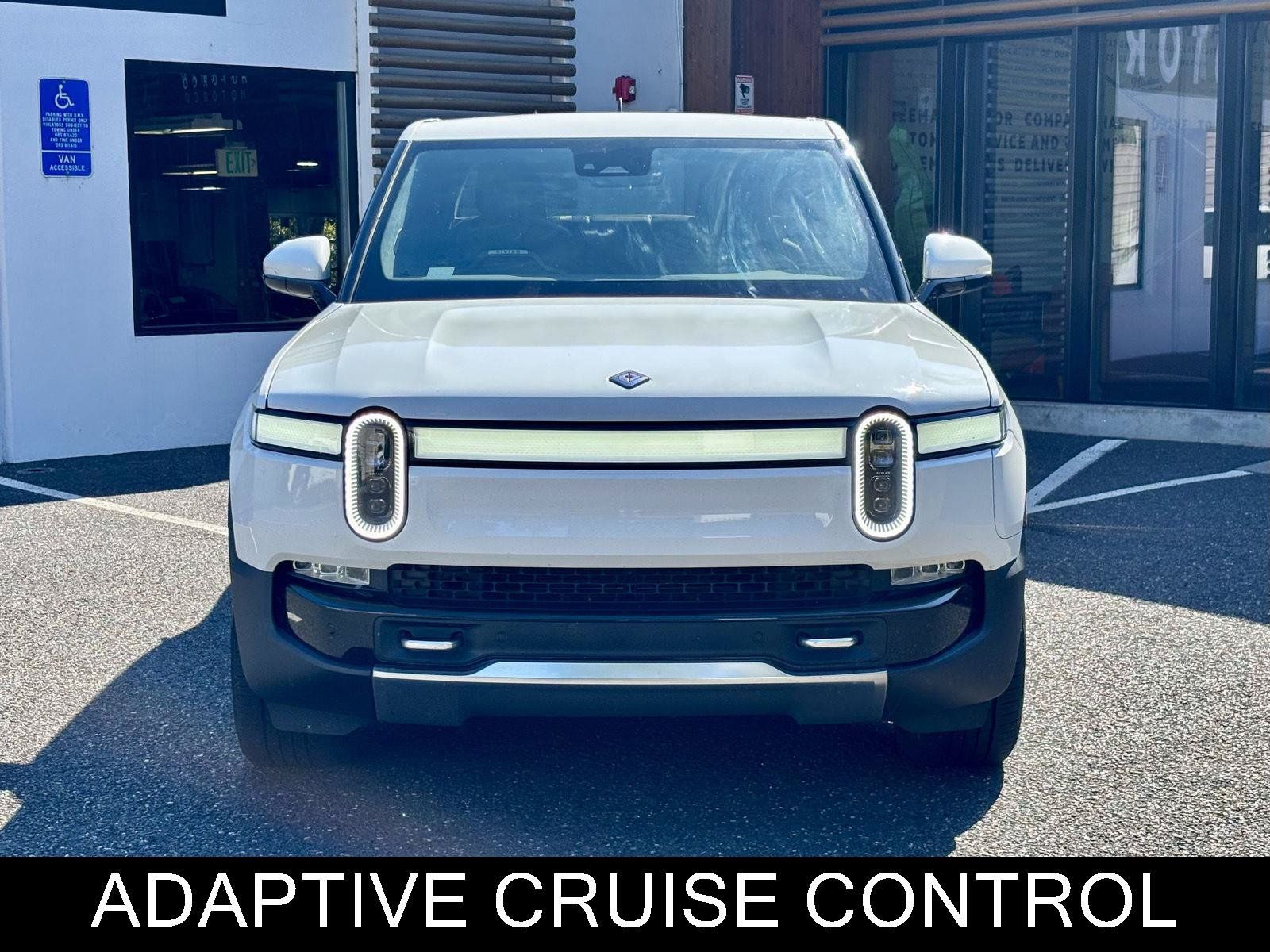 Used 2022 Rivian R1T Adventure AWD/4WD image 3