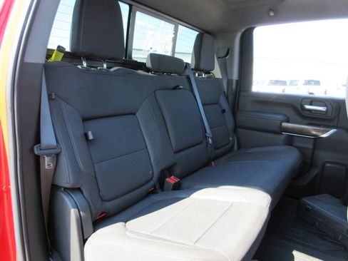 Used 2023 GMC Sierra 2500 SLE w/ SLE Value Package; AWD/4WD image 23