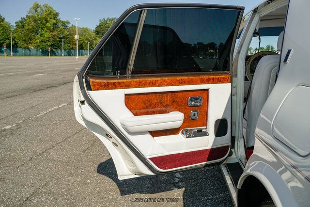 Used 1989 Rolls-Royce Silver Spirit RWD image 44