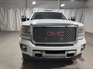 Used 2016 GMC Sierra 3500 Denali w/ Duramax Plus Package video 2