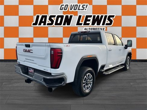 Used 2024 GMC Sierra 2500 SLT w/ SLT Premium Package image 4