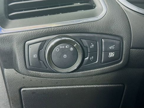 Used 2021 Ford Edge ST image 10