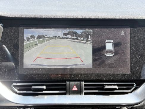Used 2020 Kia Niro EX Premium FWD image 10
