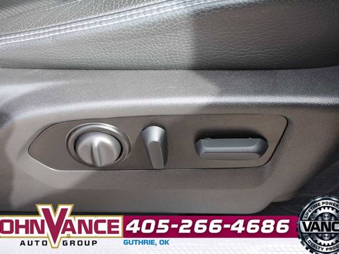 Used 2022 GMC Sierra 1500 Denali w/ Denali Reserve Package image 19