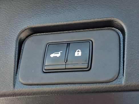 Certified 2023 Nissan Rogue SL w/ SL Premium Package AWD/4WD image 30