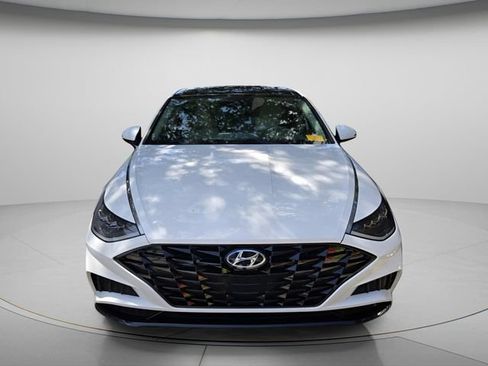 Used 2023 Hyundai Sonata SEL w/ Convenience Package FWD image 3