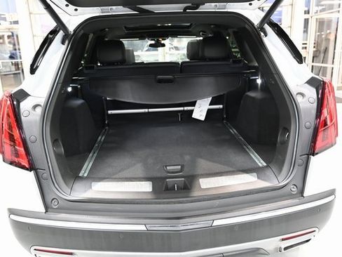 Used 2025 Cadillac XT5 Premium Luxury image 27