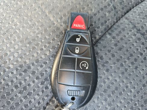 Used 2014 RAM 1500 Outdoorsman image 35