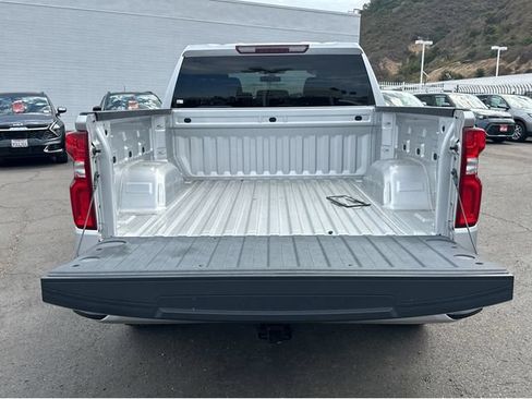 Certified 2022 Chevrolet Silverado 1500 Custom RWD image 31