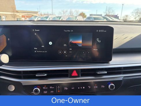 Certified 2024 Kia Sorento S image 13