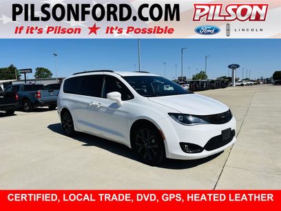 Used 2018 Chrysler Pacifica Touring-L Plus