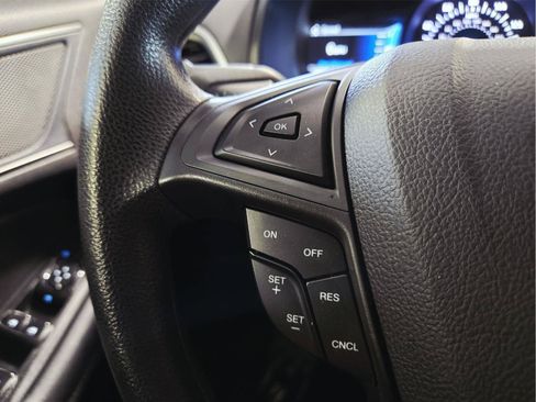 Used 2023 Ford Edge SE w/ Black Appearance Package AWD/4WD image 18