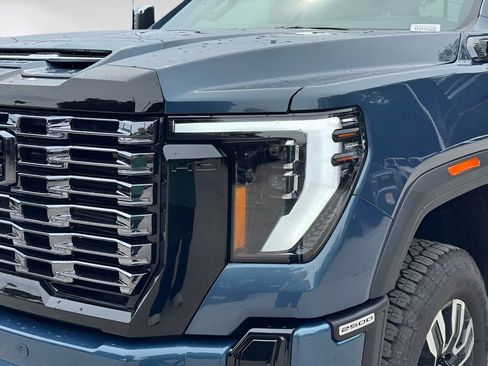 New 2026 GMC Sierra 2500 Denali Ultimate w/ Max Trailering Package AWD/4WD image 3