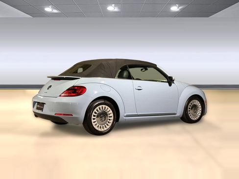 Used 2016 Volkswagen Beetle 1.8T SE image 8