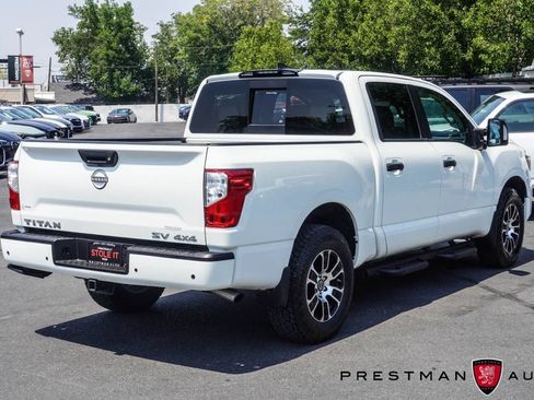 Used 2024 Nissan Titan SV w/ SV Convenience Package AWD/4WD image 23