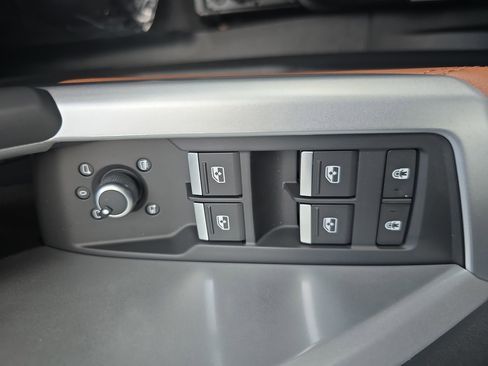 New 2025 Audi Q3 2.0T Premium Plus image 26